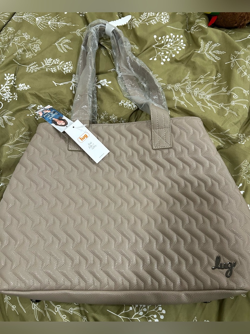 NWT Lug Tempo VL Tote Bag Sand Taupe Large Quilted Shoulder Bag w/ Dust Bag